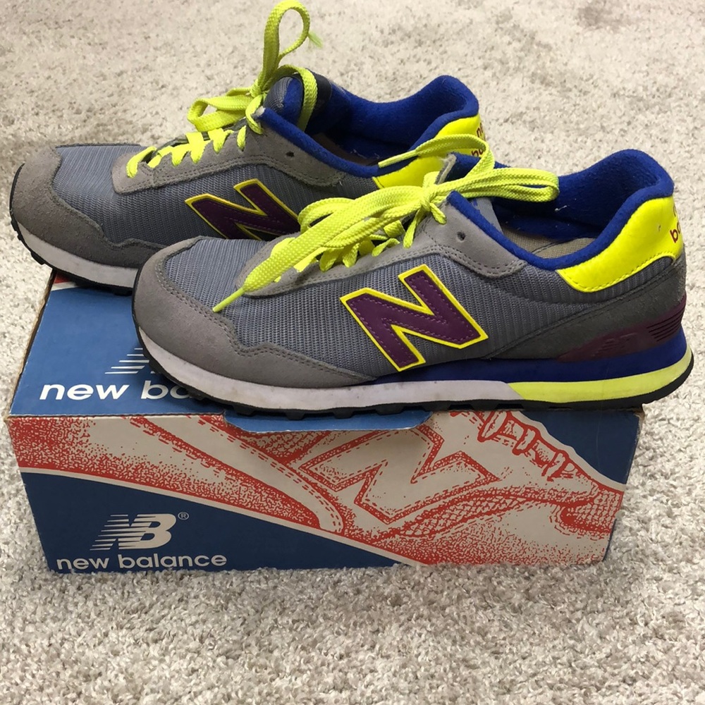 New Balance multi color sneaker size 9.5
